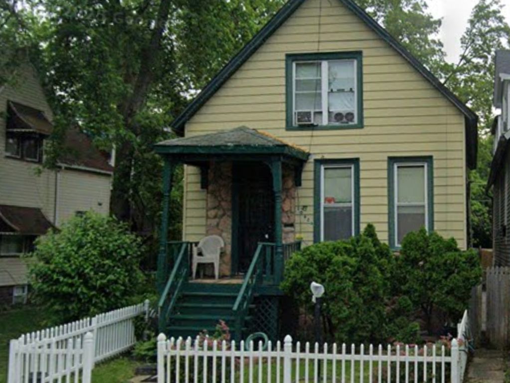 10619 S Lafayette Avenue, Chicago, IL 60628