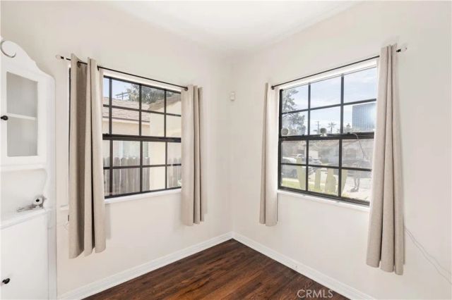 10729 Aqua Vista, Studio City, CA 91602