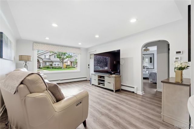 817 Locust Street, Denver, CO 80220