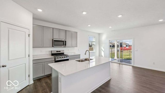 6048 Madera Drive, Whitestown, IN 46075