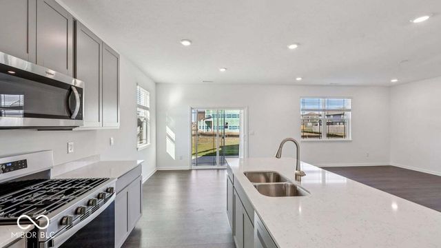 6048 Madera Drive, Whitestown, IN 46075