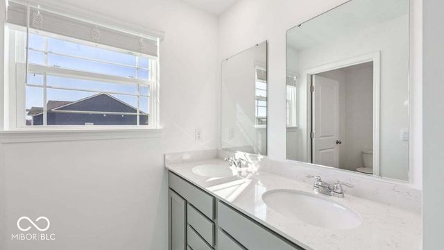 6048 Madera Drive, Whitestown, IN 46075