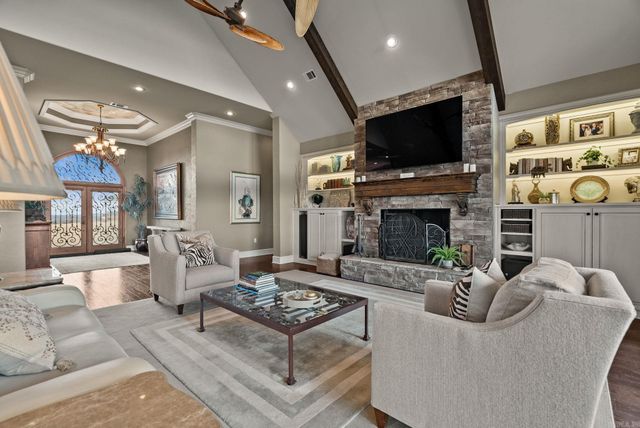 15716 Summit View Lane, North Little Rock, AR 72113