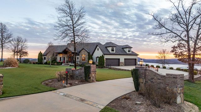 15716 Summit View Lane, North Little Rock, AR 72113