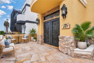 207 18th Street, Huntington Beach, CA 92648