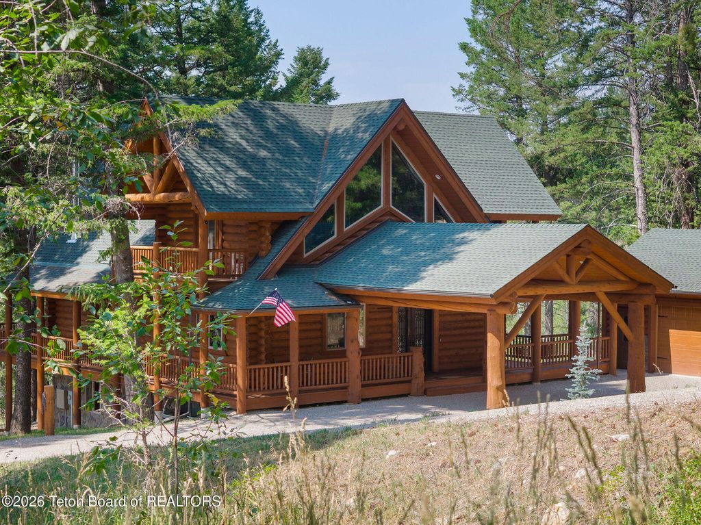 671 SPRUCE Drive, Star Valley Ranch, WY 83127 photo 3
