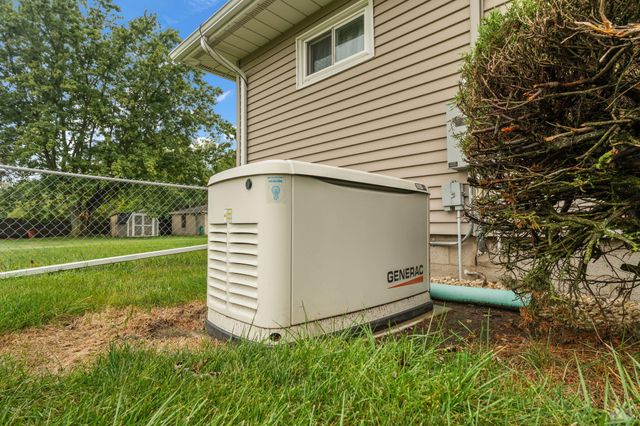 7480 Madison Street, Merrillville, IN 46410