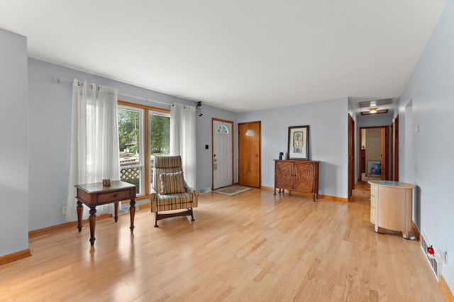7480 Madison Street, Merrillville, IN 46410