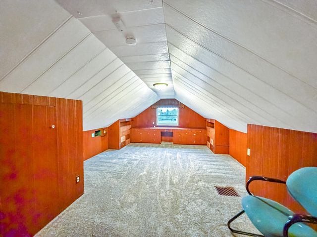 736 Cottage Avenue E, Saint Paul, MN 55106