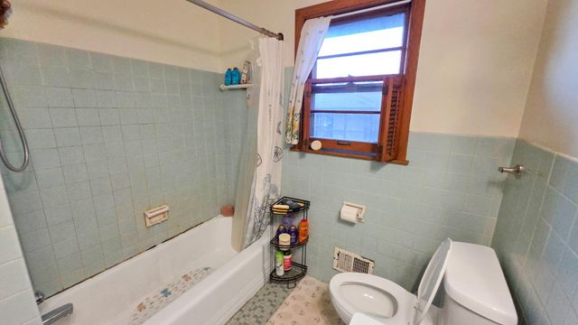 736 Cottage Avenue E, Saint Paul, MN 55106