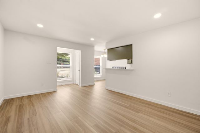 908 Isbell Road B, Fort Worth, TX 76114