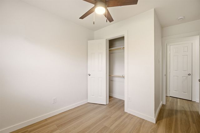 908 Isbell Road B, Fort Worth, TX 76114