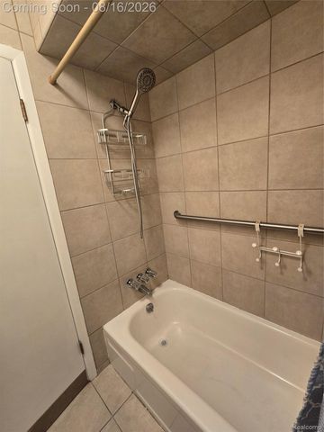8765 George F Bunker Boulevard, Sterling Heights, MI 48313