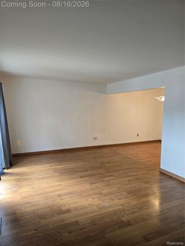 8765 George F Bunker Boulevard, Sterling Heights, MI 48313