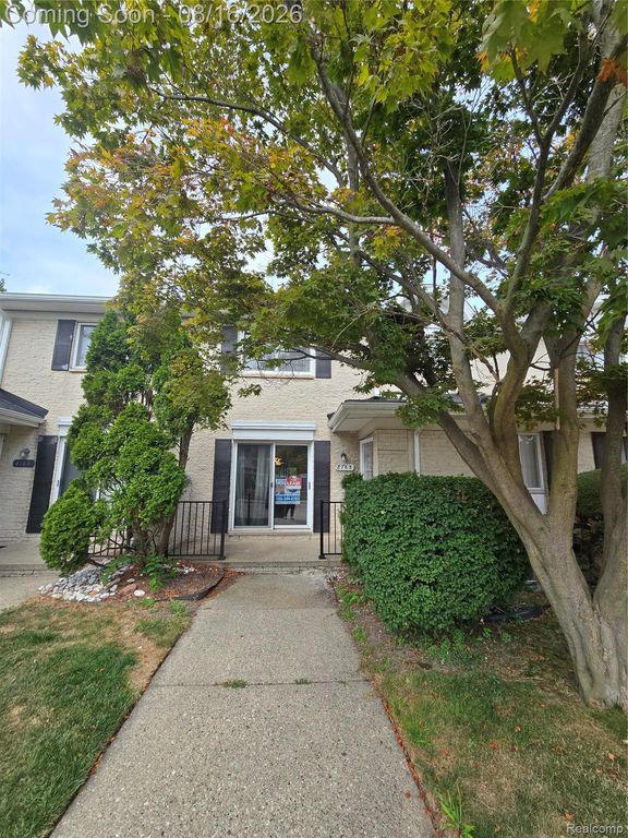 8765 George F Bunker Boulevard, Sterling Heights, MI 48313