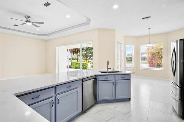 4971 SABAL LAKE CIRCLE, Sarasota, FL 34238