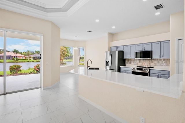 4971 SABAL LAKE CIRCLE, Sarasota, FL 34238