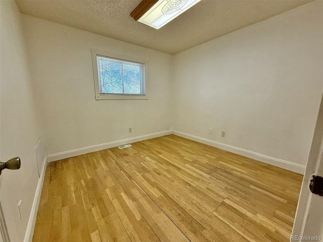 1865 S Ivory Ct, Aurora, CO 80017