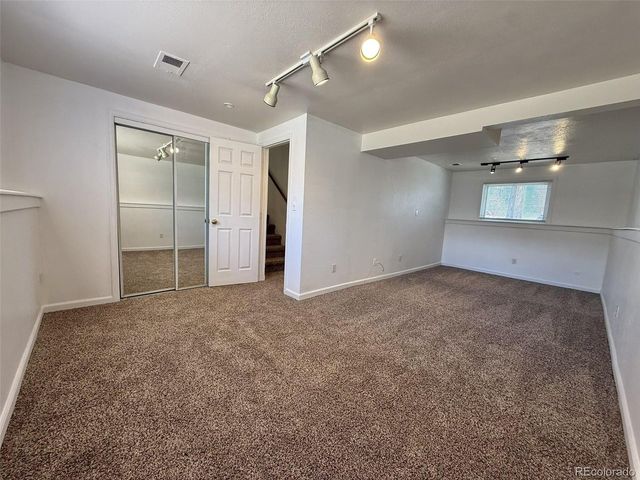 1865 S Ivory Ct, Aurora, CO 80017