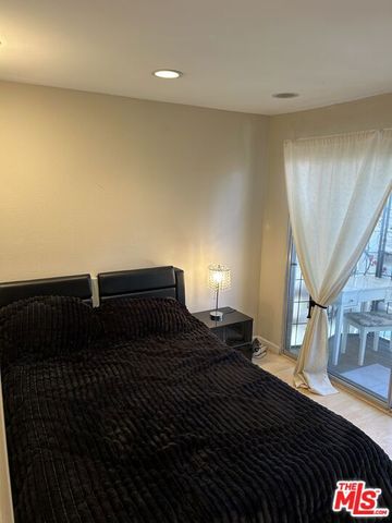 320 S Ardmore Avenue, Los Angeles, CA 90020