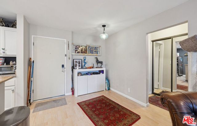 320 S Ardmore Avenue, Los Angeles, CA 90020