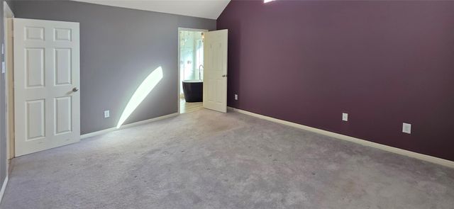 2202 Drake Falls Drive, Pearland, TX 77584