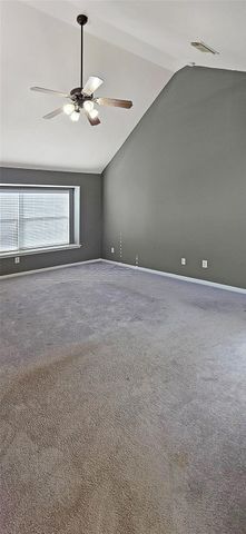 2202 Drake Falls Drive, Pearland, TX 77584