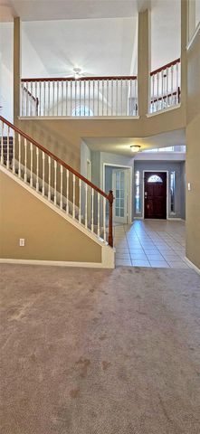 2202 Drake Falls Drive, Pearland, TX 77584