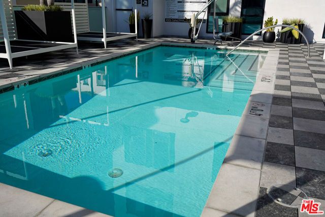 250 E Broadway 416, Long Beach, CA 90802