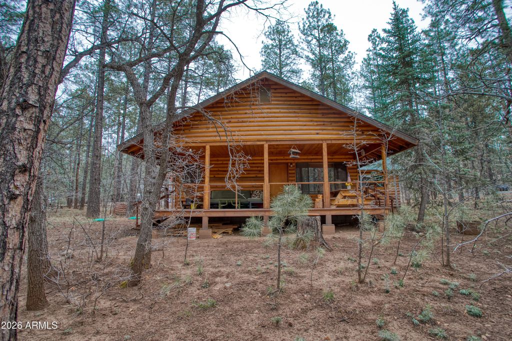 Image 1 of property listing at 3734 LARKSPUR Lane, Pinetop, AZ 85935