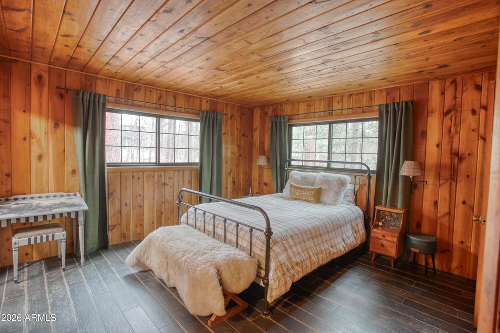 Image 10 of property listing at 3734 LARKSPUR Lane, Pinetop, AZ 85935