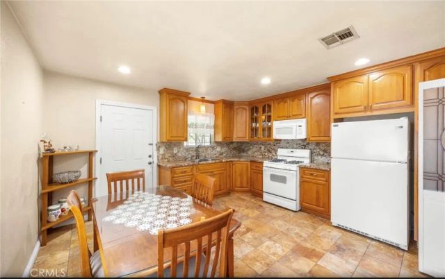 1884 Carol, Fullerton, CA 92833