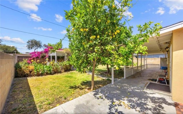 1884 Carol, Fullerton, CA 92833