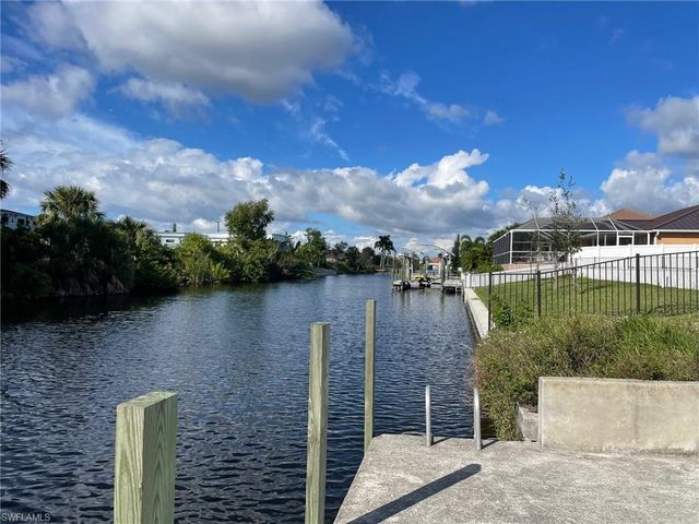 3814 SW 17th AVE, Cape Coral, FL 33914