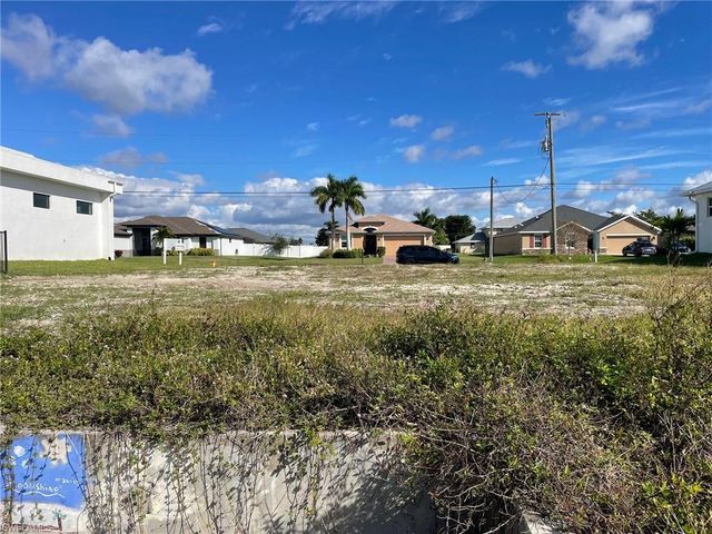 3814 SW 17th AVE, Cape Coral, FL 33914