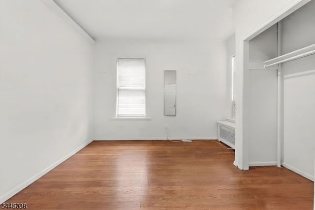 22 Norwood St, Haledon Boro, NJ 07508