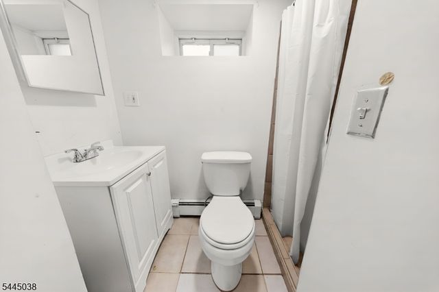22 Norwood St, Haledon Boro, NJ 07508
