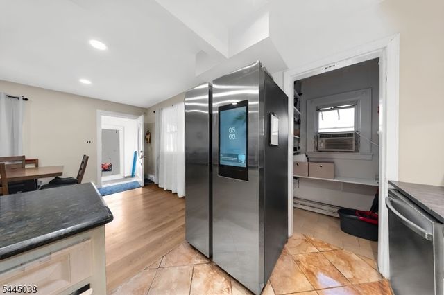 22 Norwood St, Haledon Boro, NJ 07508