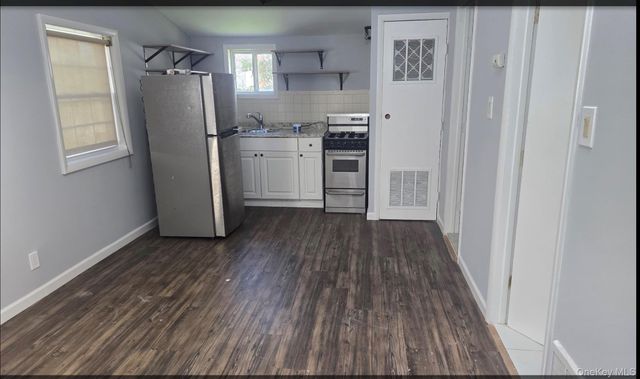 33 Hilliard Avenue, Central Islip, NY 11722