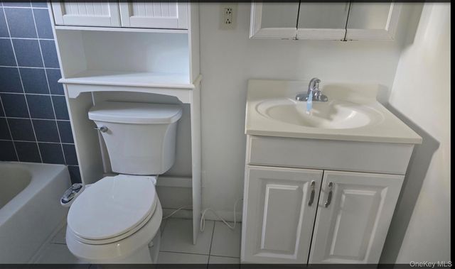 33 Hilliard Avenue, Central Islip, NY 11722