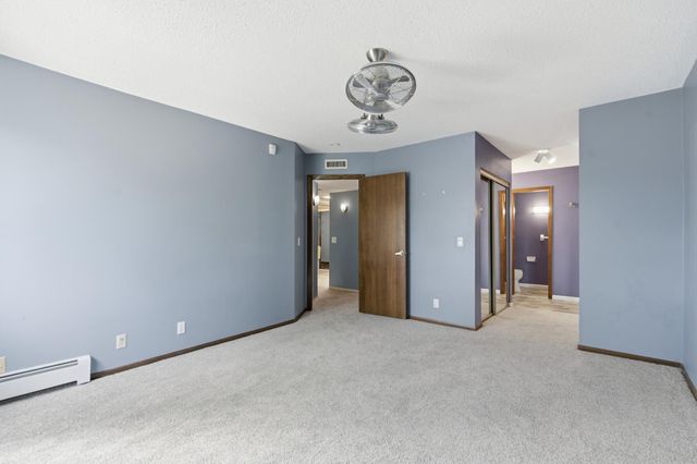 4710 58th Avenue N 306, Crystal, MN 55429