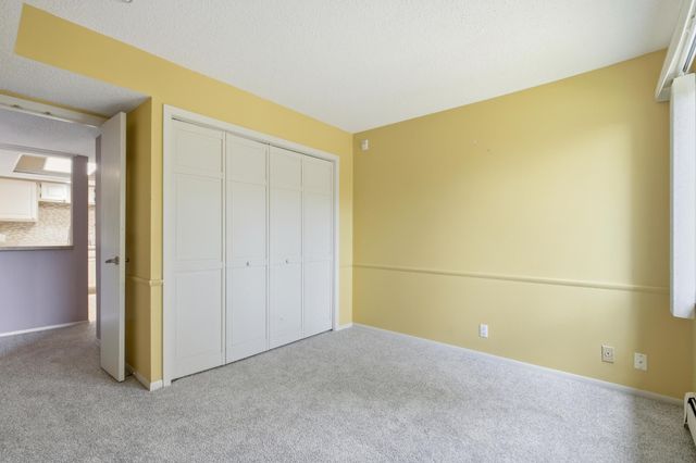 4710 58th Avenue N 306, Crystal, MN 55429
