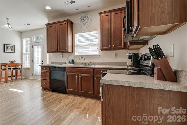 4816 Eagle Creek Drive, Charlotte, NC 28269