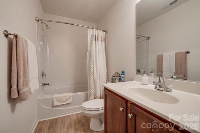 4816 Eagle Creek Drive, Charlotte, NC 28269