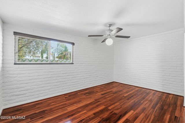 618 S Staunton Drive, Tucson, AZ 85710