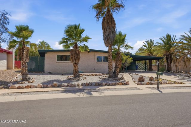 618 S Staunton Drive, Tucson, AZ 85710