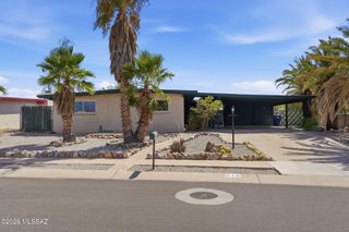 618 S Staunton Drive, Tucson, AZ 85710