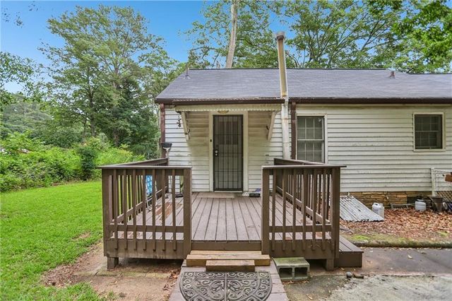 5830 Garner Road SW, Mableton, GA 30126