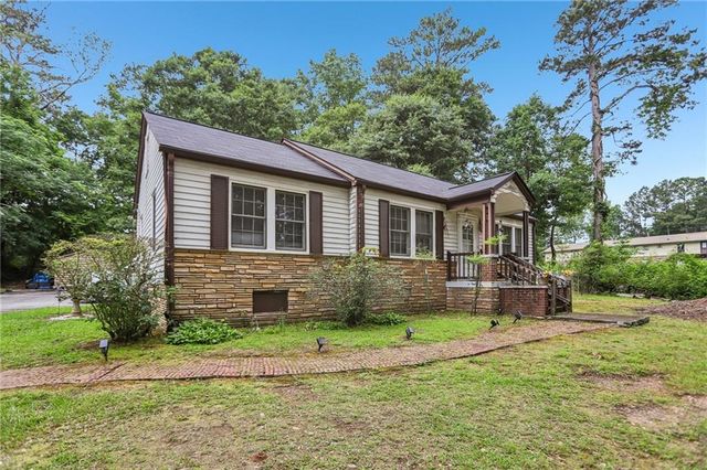 5830 Garner Road SW, Mableton, GA 30126