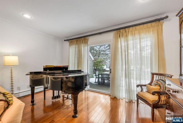 122 Brewster Road, Wyckoff, NJ 07481